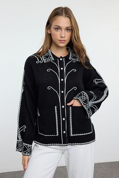 Trendyol Collection Ethnic Patterned Black Knitwear Cardigan - TWOAW25HI00214