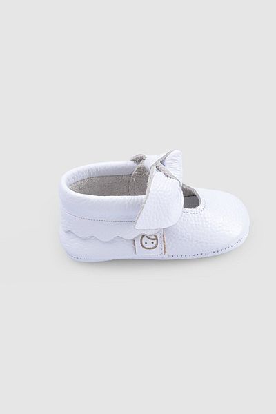 Little Gusto White Bow Leather Baby Booties