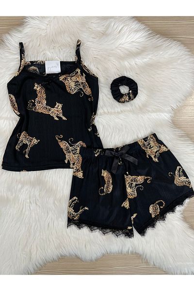 Pijamacs Set pijama neagră cu model Pegasus cu pantaloni scurți