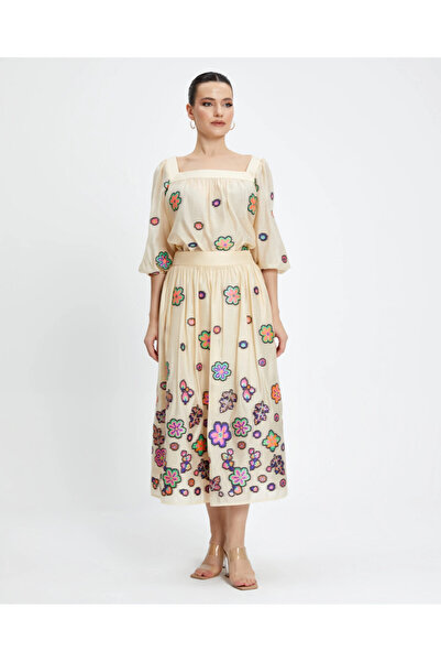 SERPİL Çiçek Desenli Tuvakar Kol Kare Yaka Takım 39508