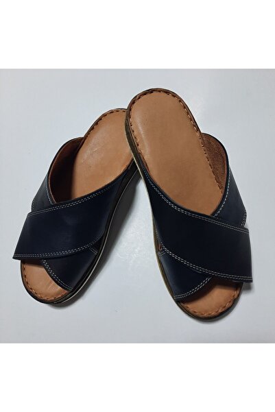 KAPAR Чорні шкіряні тапочки з широкою стрічкою - зручна форма, деталізовані шви