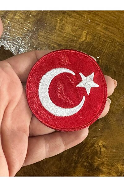 Gönülden Tasarım 6x6 cm Broderie din satin roșu - Aplicație de cusut cu brațe...
