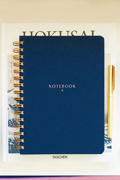 Matt Notebook Carnet de notițe din in, albastru închis A5 15x21 cm
