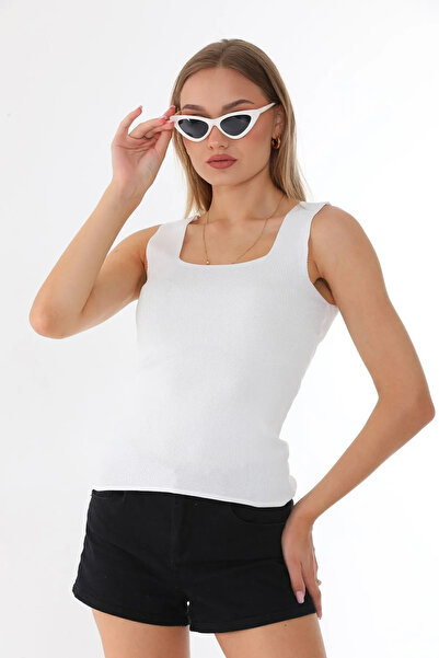 fablair Λευκή Πλεκτή Μπλούζα - Χοντρό λουράκι, Τετράγωνος γιακάς, Λεπτό καλοκαιρινό εσώρουχο