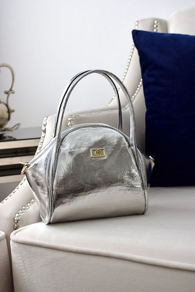 mossi Silver Wrinkled Patent Leather Faux Leather Women's Hand and Shoulder Bag