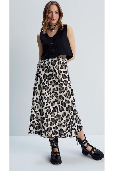 Oyer Moda Fusta cu model leopard din satin