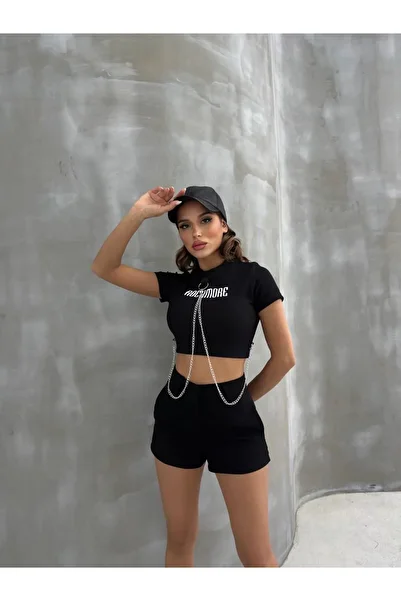 İKLİM LİFE Black Crop T-Shirt - Crew Neck and Chain Detail