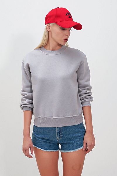 HAKKE Three Thread Sleeve Stitched Sweatshirt