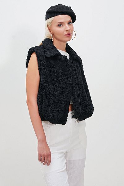 HAKKE Plush Vest - Collared and Lined