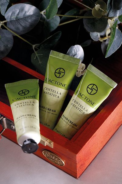 L'ACTONE Centella Asiatica Hand Cream 30 ml / Hand Cream