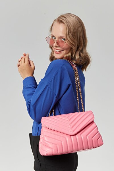 Morpelikan Quilted Women's Shoulder Bag with Gold Chain Strap - Three Compartments