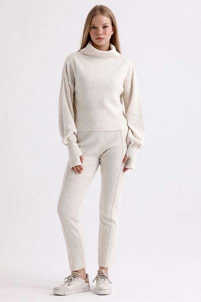 MD trend Balloon Sleeve Crop Sweater and Stitched Pants - Women's Knitwear Set