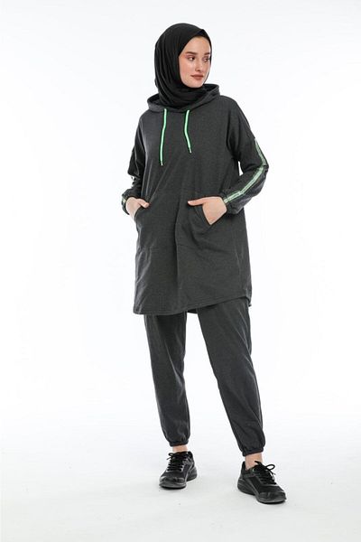CNG MODA طقم بدلة رياضية نسائية حجاب مخططة باللون الأخضر أنثراسايت مقاس كبير