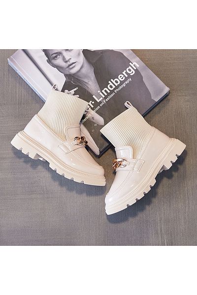 Butik Patent Leather GOLD CHAIN DETAILED CHILDREN'S SOCKS BOOTS - WHITE