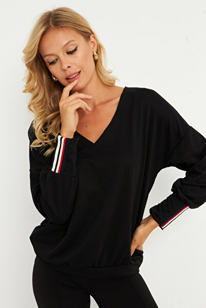 Cool & Sexy Černá dámská mikina s výstřihem do V - Ey2905