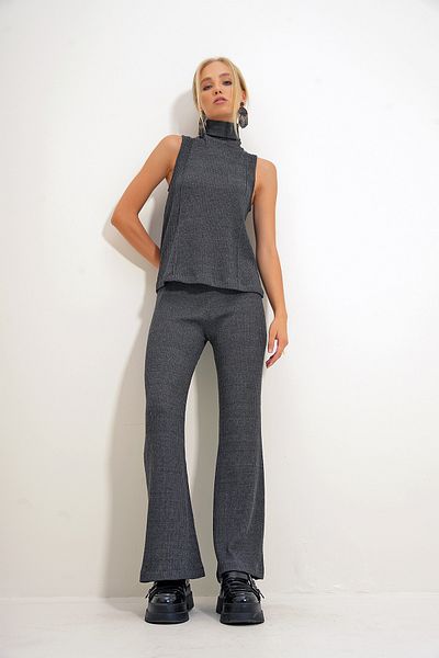 Trend Alaçatı Stili Anthracite Turtleneck Women's Sweater and Trousers Set - Stitching Detail, Sleeveless ALC-X11302