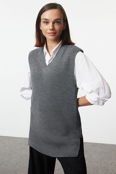 Trendyol Collection V-Neck Anthracite Knitwear Sweater - TWOAW25SV00030