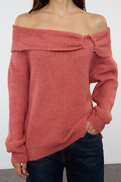 Trendyol Collection Sweter Carmen Collar Dusty Rose Knitwear - miękka tekstura Twoaw25Kz00266