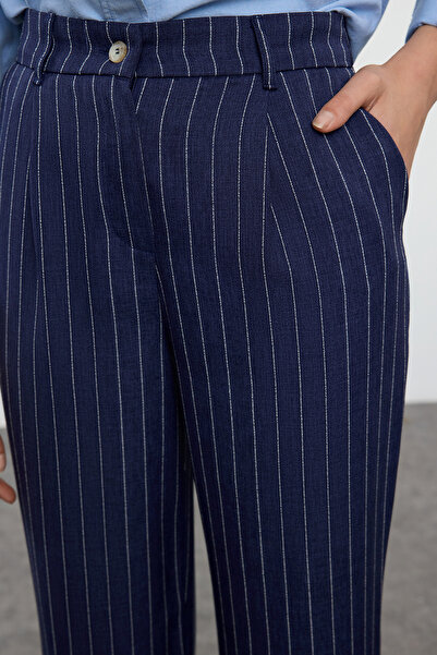 Trendyol Collection Sötétkék széles szárú csíkos nadrág - Twoss23pl00109