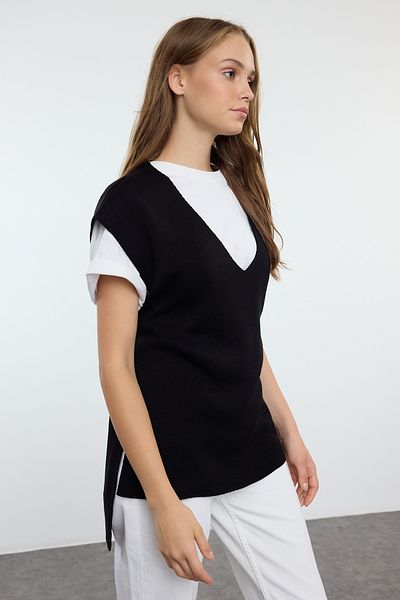 Trendyol Collection V-Neck Black Knitwear Sweater - Wide Fit with Tie Detail Twoaw25Sv00029