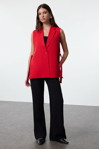 Trendyol Collection Rote gewebte Weste - tailliertes Accessoire detailliert Twoaw23Ye00032