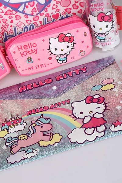 Hello Kitty حقيبة مرخصة للمدرسة والتغذية - مجموعة أقلام وقارورة وقرطاسية