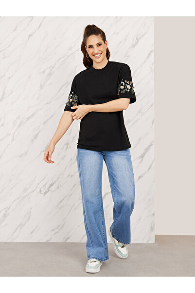 Styli تي شيرت طويل مطرز كبير الحجم