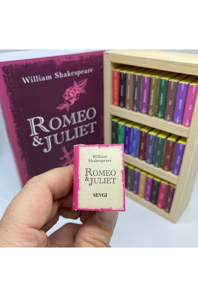Çikolata Kütüphanesi Romeo ve Juliet Temalı Çikolata Kütüphanesi