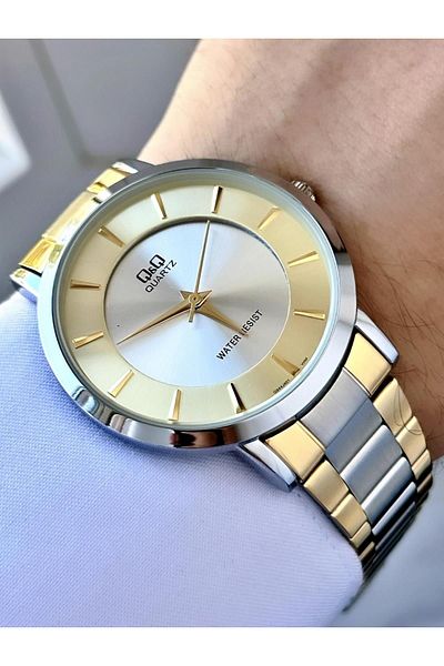 Q&Q Men's Silver Classic Numeral-Free Simple Yellow Silver Dial Dad Style Analog Watch