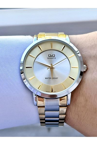 Q&Q Men's Silver Classic Numeral-Free Simple Yellow Silver Dial Dad Style Analog Watch
