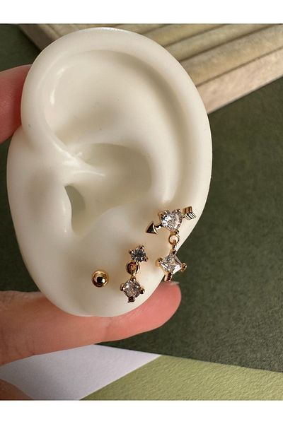 ringbox Gold Colored 3-Piece Heart Shaped Earring Set