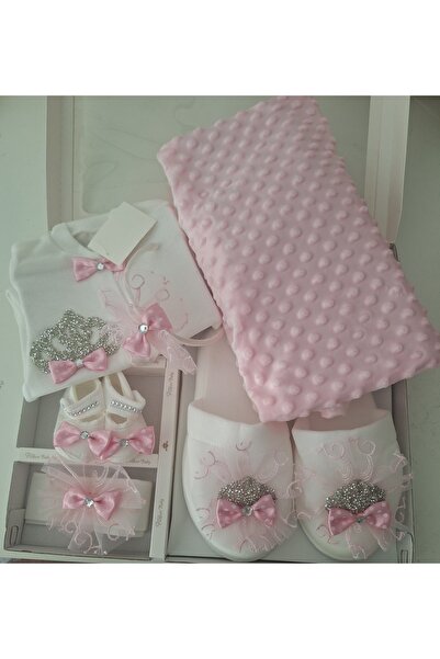 biyan collection طقم شباشب للأطفال مكون من 6 قطع - بطانية حمص، هدية للحوامل، ...