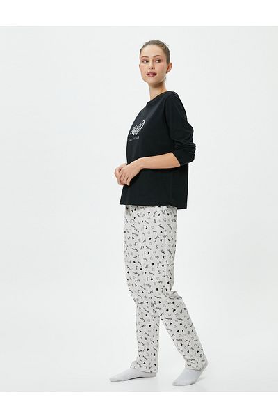 Koton Langarm-Pyjama-Set aus Baumwolle mit Mickey-Mouse-Lizenz und Rundhalsausschnitt