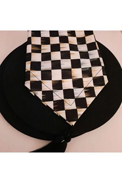 Renkler Tasarım Alergăr cu model în carouri și set de plăci încărcătoare negre din 6 piese