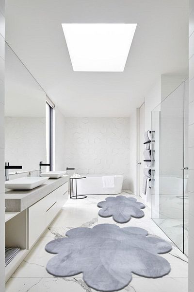Balat Halı Light Gray 2-Piece Plush Bathroom Rug - 60x60 and 80x80 Toilet Seat Set