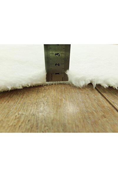 Balat Halı Kalın Beyaz Peluş Yumuşak Post Halı