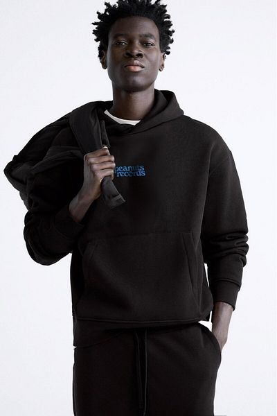 The Champ Clothing Polar Peanuts Written Snoopy Patterned - Черен суитшърт с качулка и голям размер
