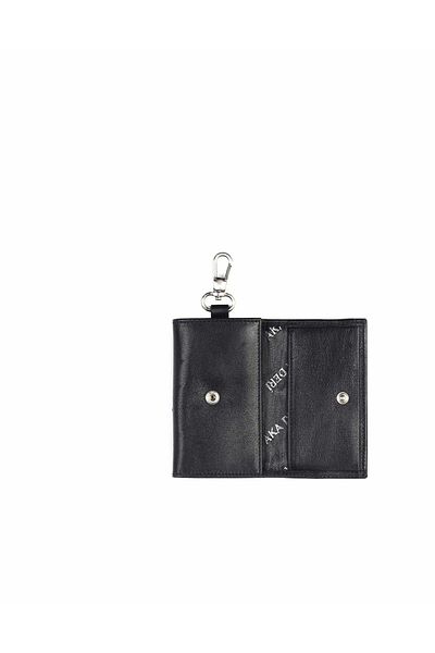 Aka Black Leather Keychain - 005 1 Model