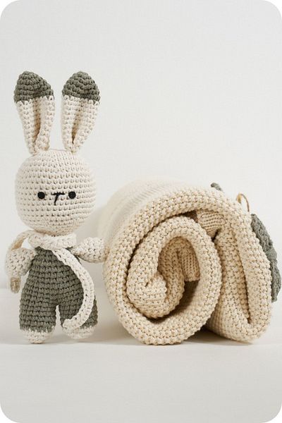 Bebegg Knitted Baby Blanket