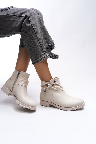Riccon Γυναικείες μπότες Gaenledha Beige - Κορδέλα και πέτρα με λεπτομέρειες