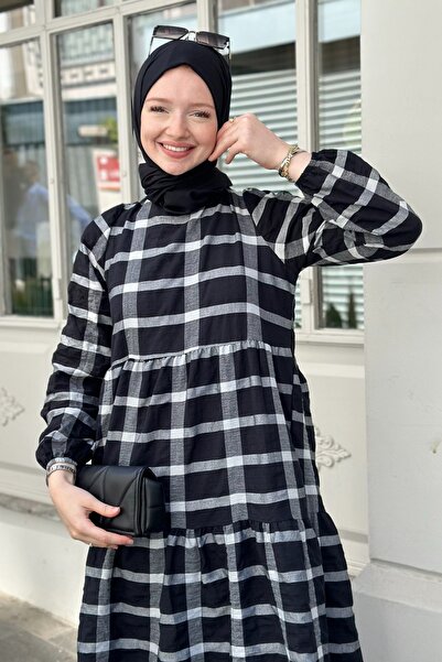 Gizce Aselya Black Dress - Relaxed Fit