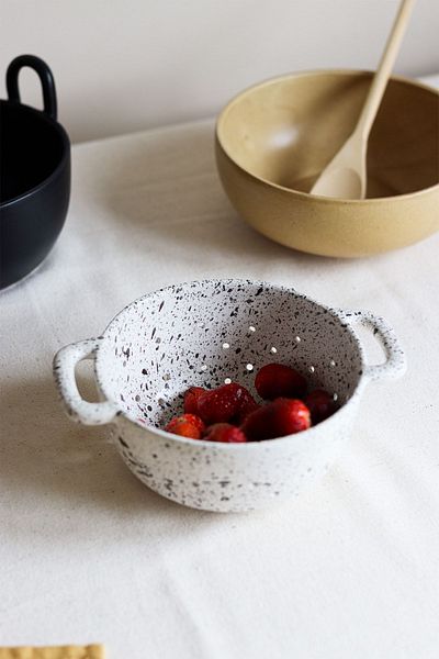 Beige & Stone Ceramic Speckled Strainer