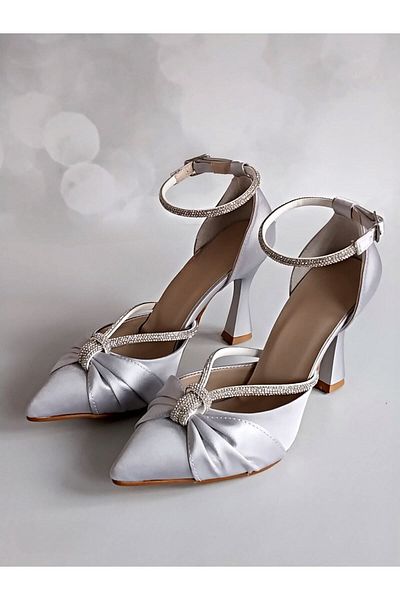 Modavien Pantofi de seară din satin argintiu cu pietre de damă 353