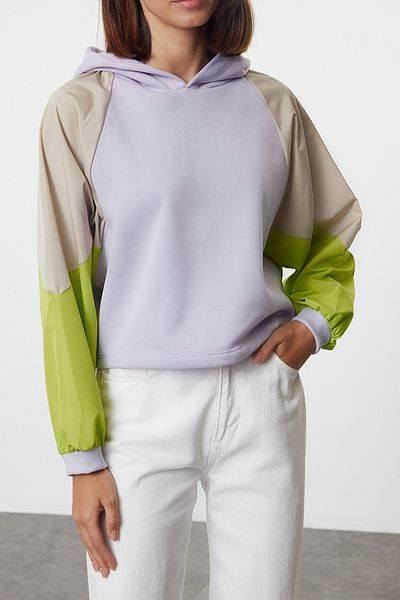 Trendyol Collection Многоцветен плетен суитшърт от поларен флис с голям размер/широка яка с цветни блокове TWOAW25SW00159
