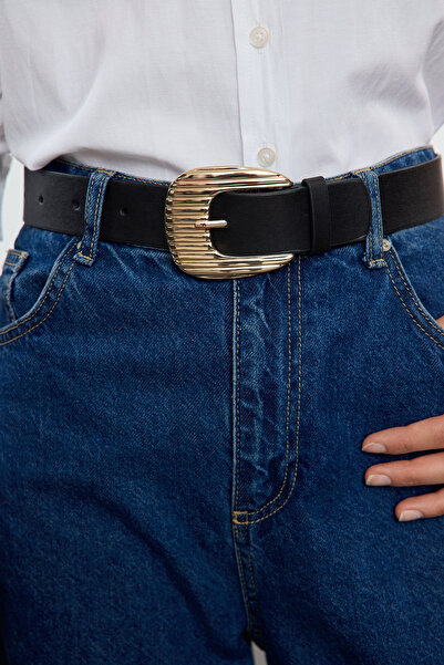 Trendyol Collection Balení 2 kusů černo-hnědé přezky Kožený vzhled Twoaw25ke00005