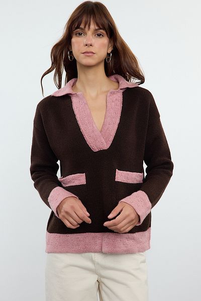 Trendyol Collection Мек пуловер от плетиво с блокирани цветове - кафяв Twoaw25Kz00284