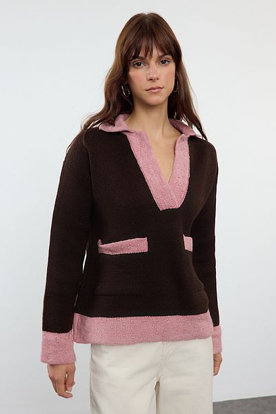 Trendyol Collection Мек пуловер от плетиво с блокирани цветове - кафяв Twoaw25Kz00284
