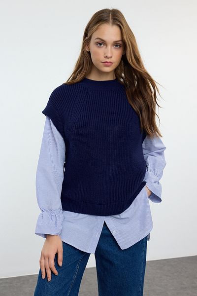 Trendyol Collection Marineblauer Garni Detaillierter weicher Strickpullover – TWOAW25KZ00033