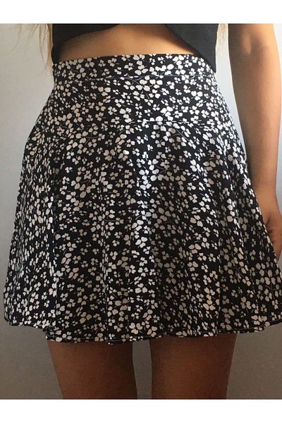 AL&SU BUTİK Fusta mini pantaloni scurți cu model crocant negru de damă