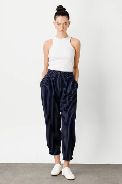 Hooopstore STRIPED CARROT PANT - NAVY BLUE